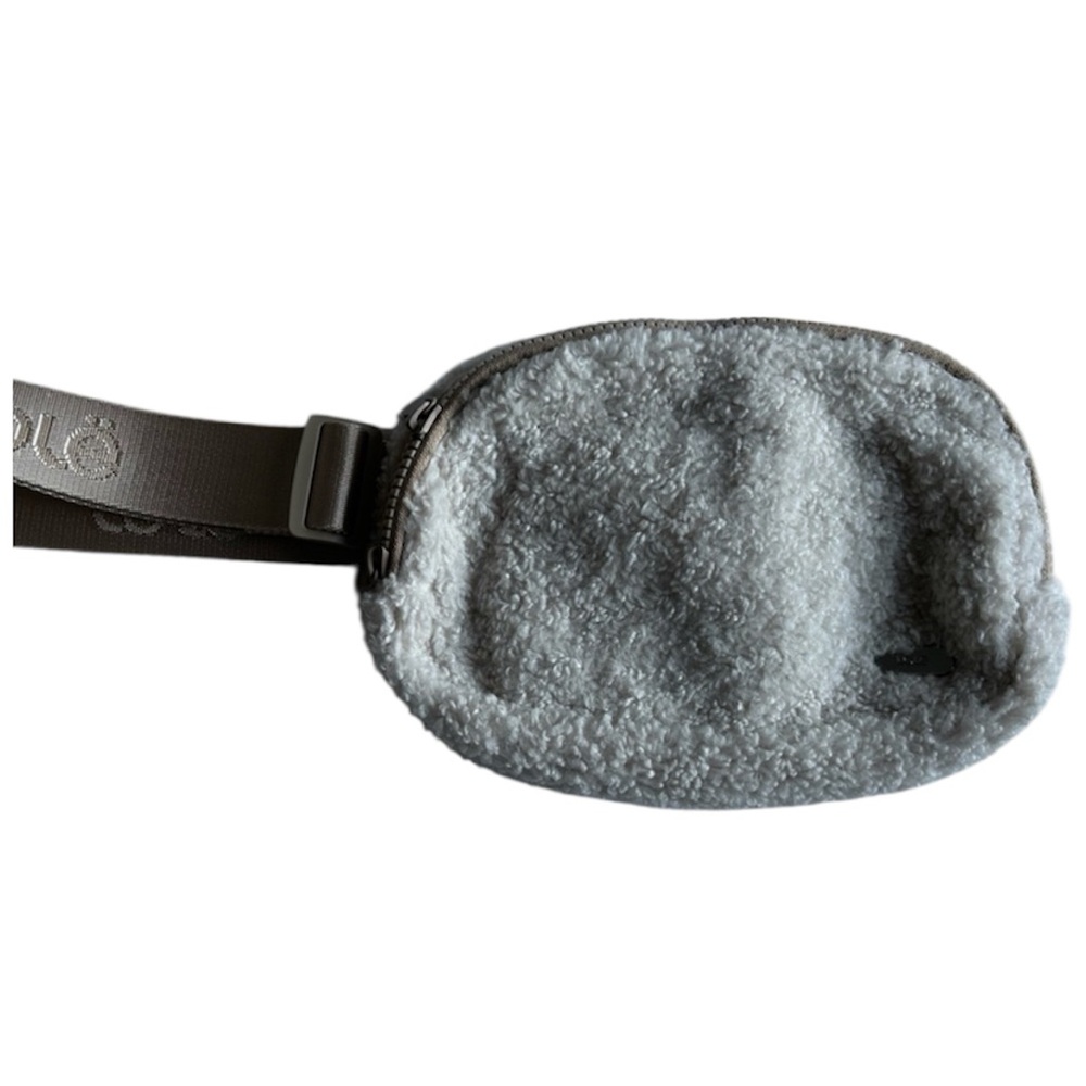 Lole Beige Sherpa Belt Bag